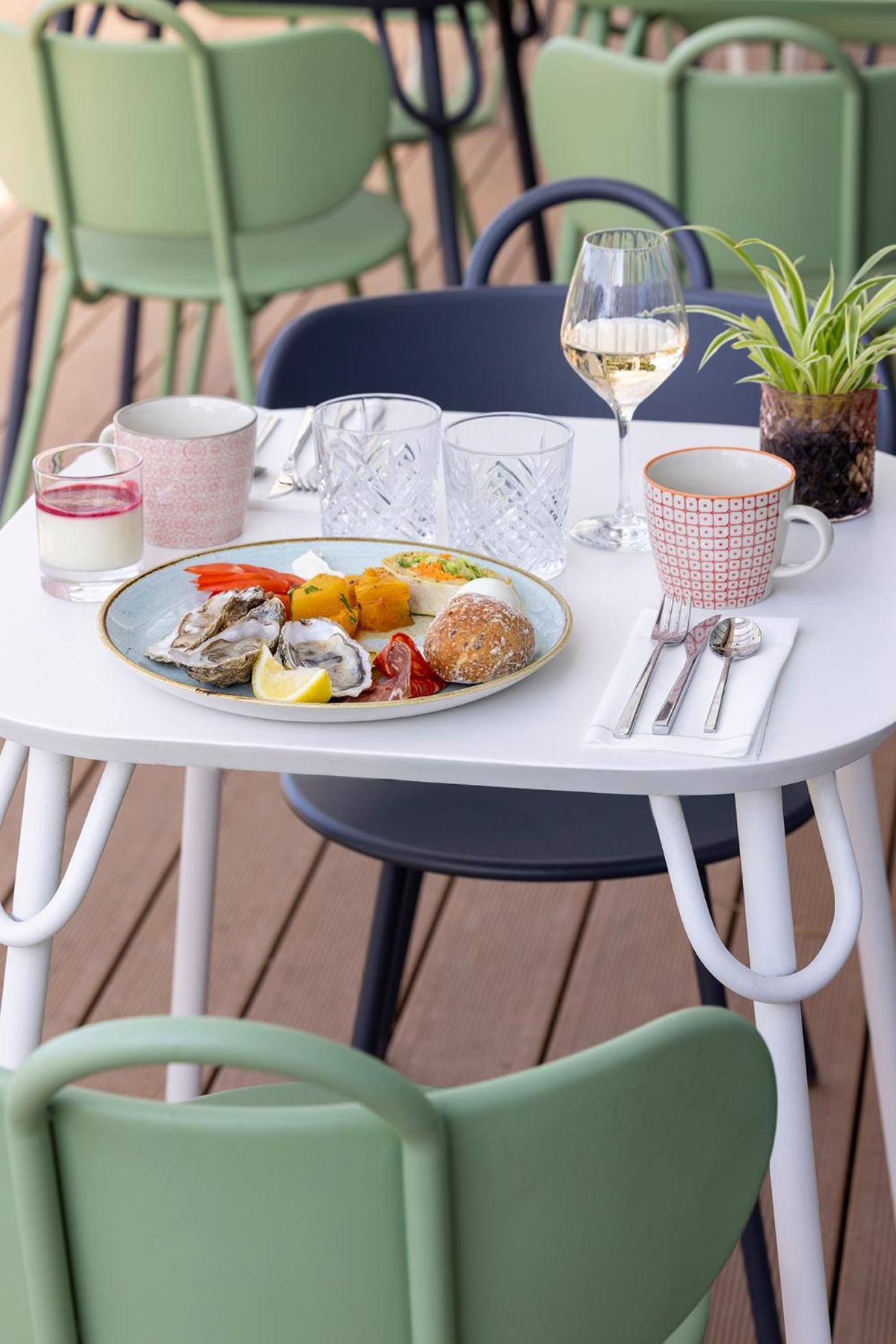 Best Western Plus Hotel Les Rives Du Ter Larmor-Plage Bagian luar foto